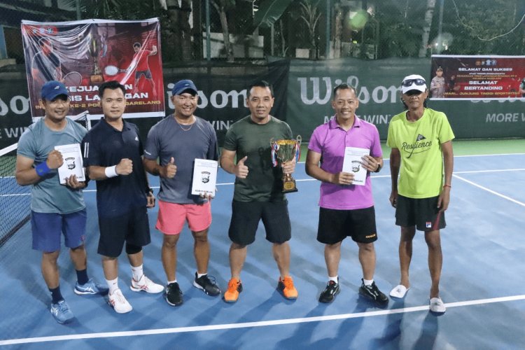 Kapolresta Barelang Raih Juara Pertama Piala Bergilir Turnamen Barelang Tenis Club Yang Ke-2