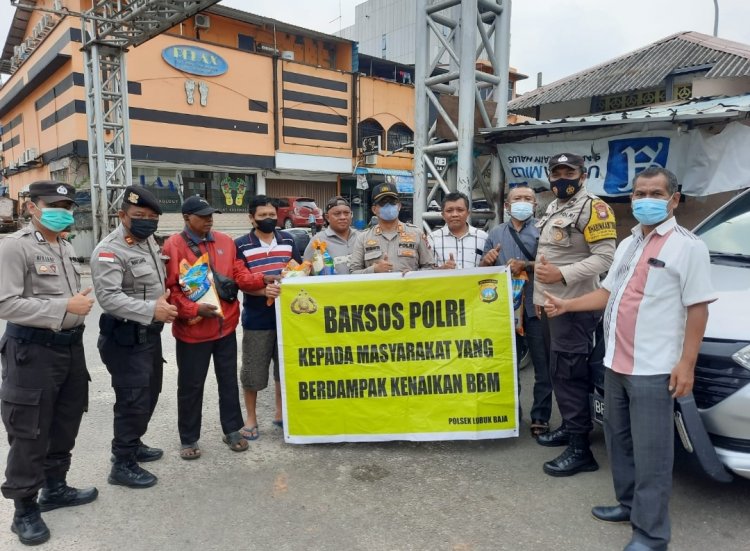 Polsek Lubuk Baja Melaksanakan Baksos di Pangkalan Ojek Depan Center Point