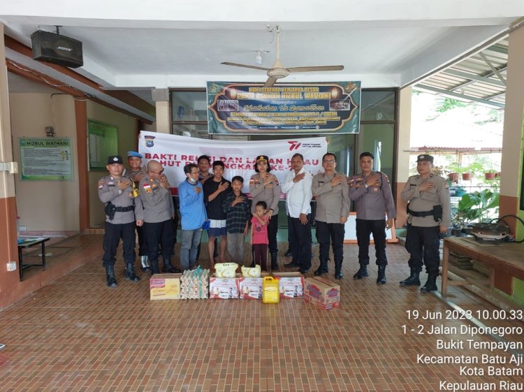 Jelang HUT Bhayangkara Ke-77, Polsek Batu Aji Laksanakan Baksos dan Bansos