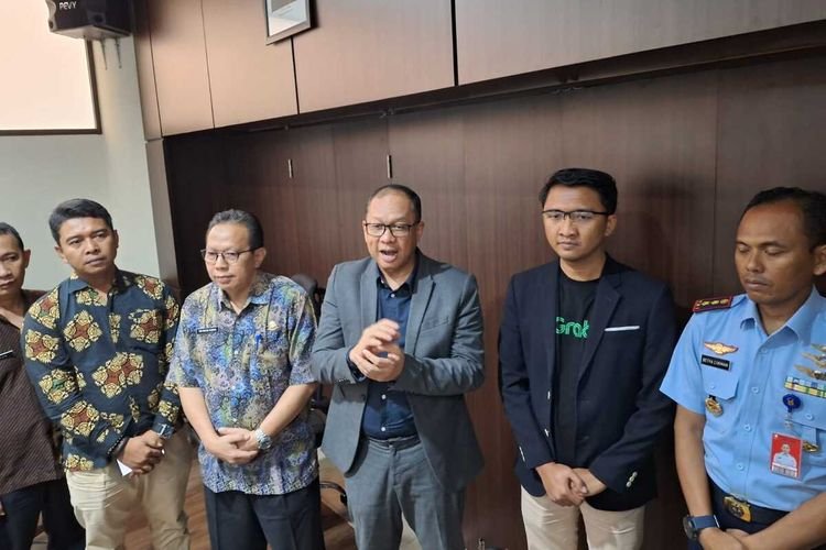 Taksi Online Resmi Beroperasi di Bandara Hang Nadim