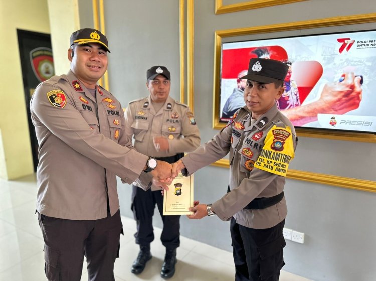 Personel Polsek Batuampar Dapat Reward dari Kapolseknya