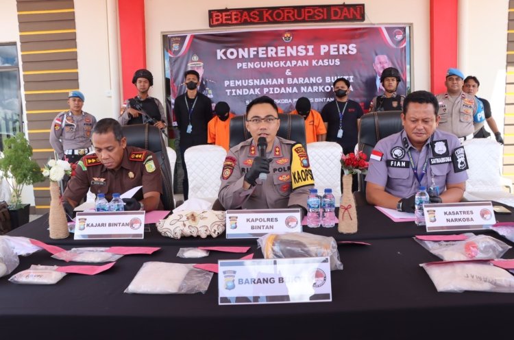 3 Pelaku Narkoba Berhasil Dibekuk Satresnarkoba Polres Bintan Dengan Barang Bukti Kiloan Sabu