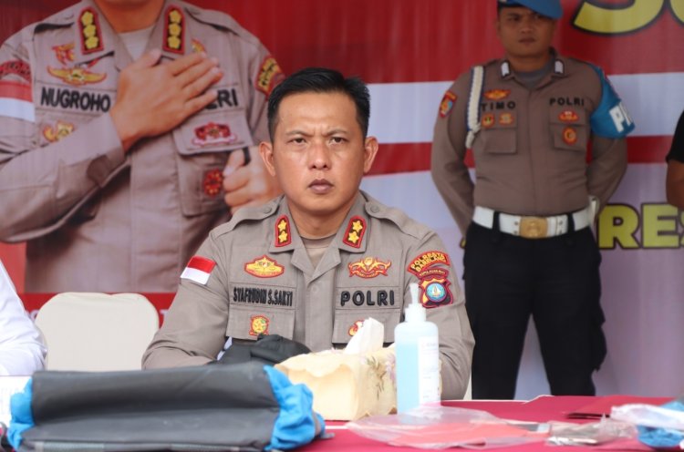 Tersangka Narkotika Jenis Sabu Seberat 11,728 Kg Dibekuk oleh Sat Resnarkoba Polresta Barelang