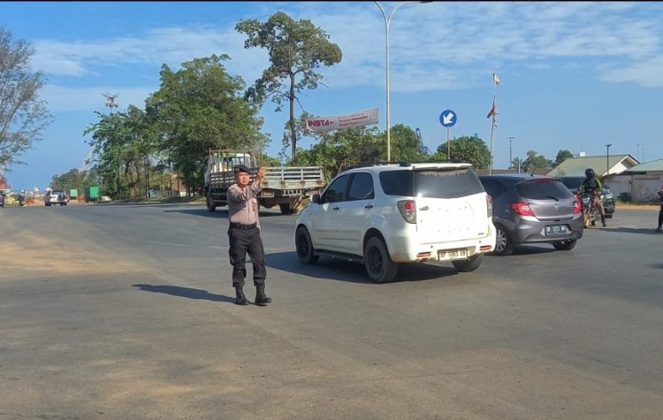 Setiap pagi Laksanakan Gatur Lalin Pagi untuk Kelancaran Pengguna Jalan Raya