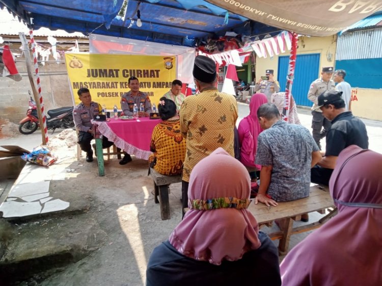 Kembali Giat Jumat Curhat Polsek Batu Ampar Dengan Warga di Batu merah Rt 06 Rw 02 Kelurahan Batu Merah