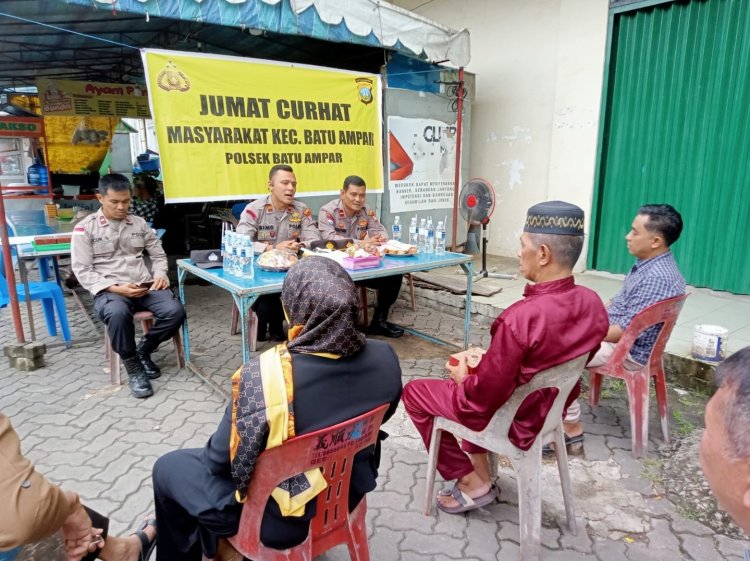 Kegiatan Jumat Curhat Polsek Batu Ampar Bersama Warga di Komplek Tanjung Pantun Blk M Rt 01 Rw 02 Kelurahan Sei jodoh