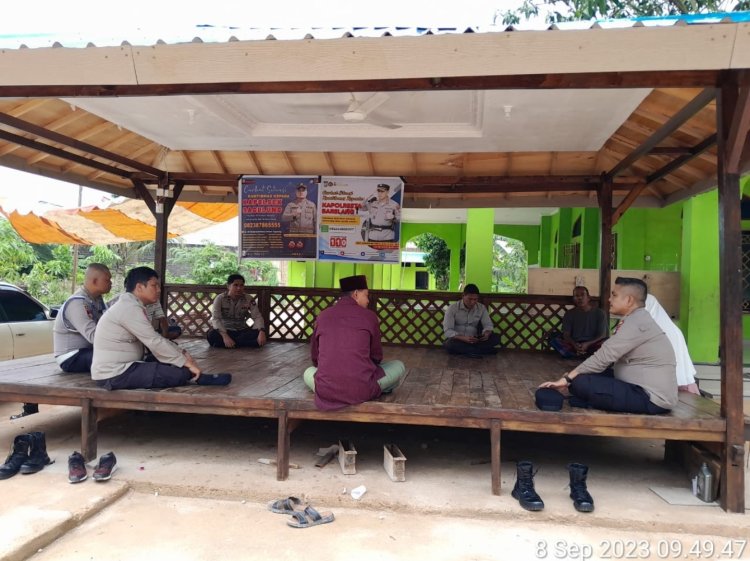 Kegiatan Jumat Curhat Kamtibmas di Polsek Sagulung Bersama Pengurus Panti Asuhan Insanul Madani