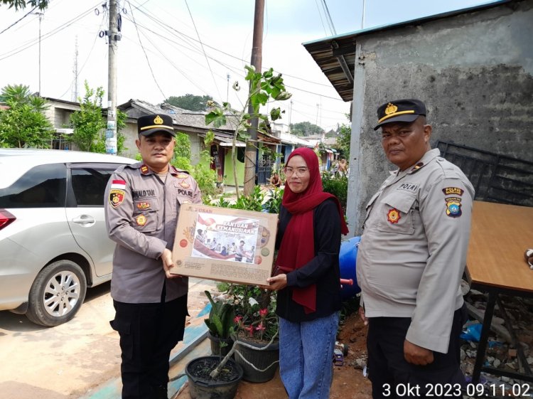 Kegiatan Bakti Sosial Polsek Sagulung untuk Warga Rempang yang Bergeser ke Wilayah Hukum Polsek Sagulung