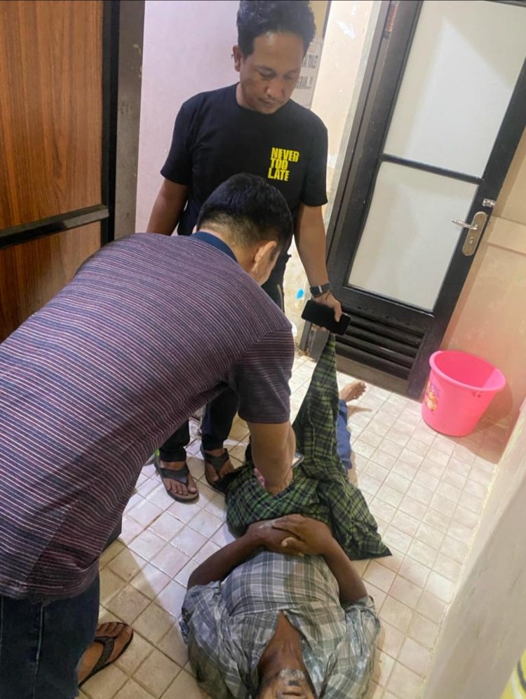 Polsek Sekupang datangi TKP penemuan mayat di Kamar Mandi Masjid Al Ikhlas Patam Lestari