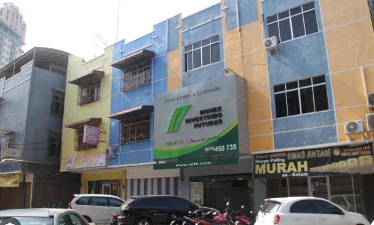 PT Monex Investindo Future, Broker Trading Forex di Batam, Menyediakan Layanan Edukasi Trading Forex