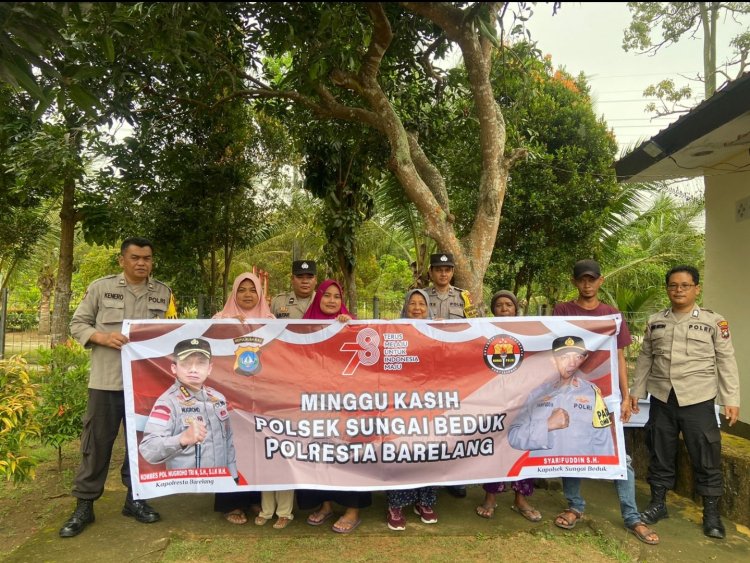 Minggu Kasih dan Bantuan Sosial (Bansos) Polsek Sungai Beduk Polresta Barelang Menyentuh Warga di Kav. Lama Sungai Daun Kel. Tanjung Piayu