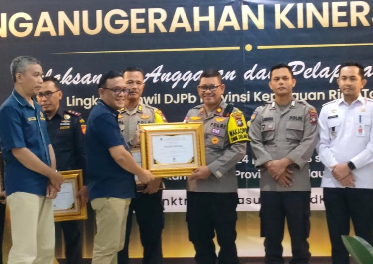 Polres Bintan Kembali Terima Penghargaan dari Kanwil DJPb Provinsi Kepri Sebagai Peringkat 1 Pengelolaan Anggaran Periode Tahun 2023