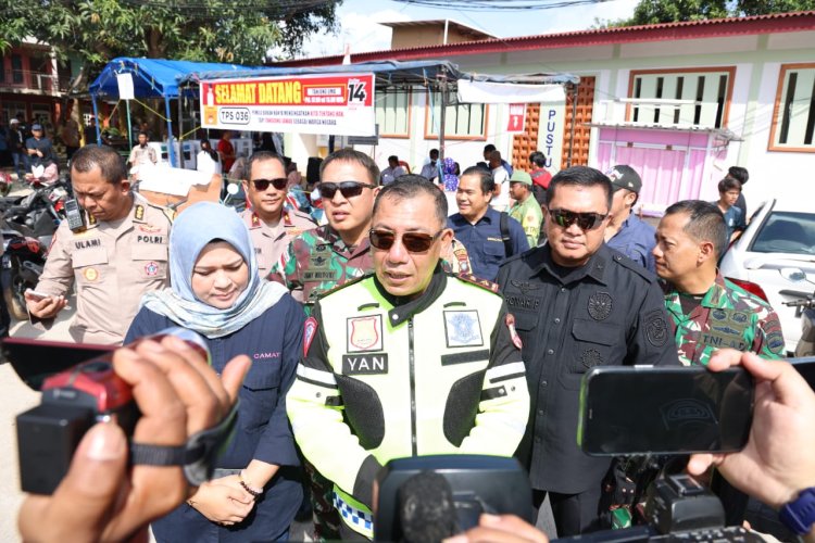 Pastikan situasi aman kondusif sinergitas TNI dan POLRI lakukan patroli di beberapa TPS di Batam dalam pemilu 2024