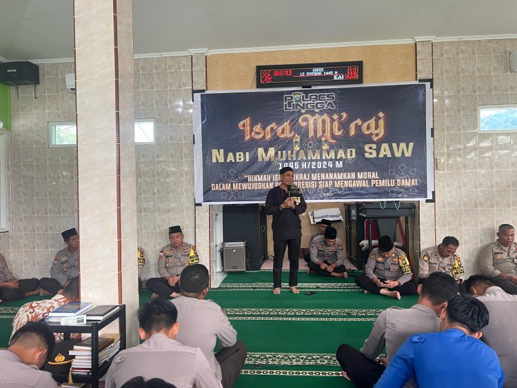 Melalui Peringatan isra’ mi’raj Polres Lingga berupaya meningkatkan Keimanan dan Soliditas guna Mewujudkan Pemilu Damai