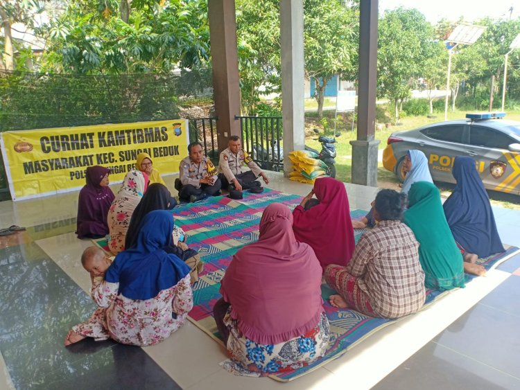 Polsek Sungai Beduk laksanakan Jumat Curhat Kamtibmas dan Bantuan Sosial (Bansos), Tampung Aspirasi Masyarakat