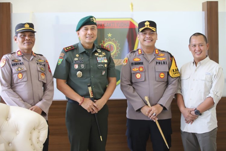 Tingkatkan Sinergitas TNI-Polri, Kapolres Gowa Sambangi Divif 3 Kostrad Pakkatto