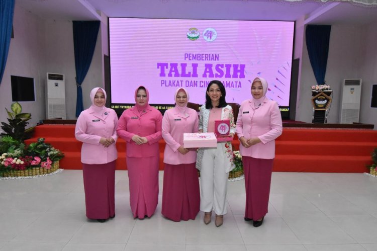 BHAYANGKARI DAERAH KEPRI GELAR ACARA TALK SHOW “STOP BULLYING