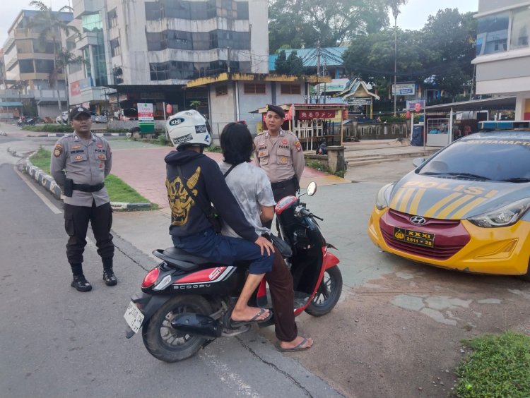 Kegiatan pengaturan Jalan Strong poin pagi   di wilayah Polsek Lubuk Baja kota Batam