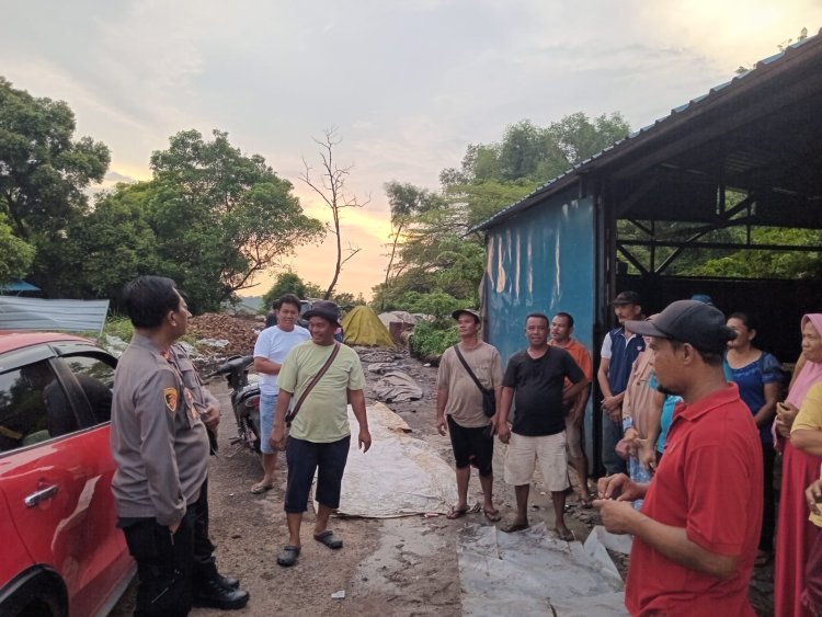 Pesan Kapolsek Sekupang Saat Silaturahmi Dengan Petani Arang Di Tanjung Pinggir