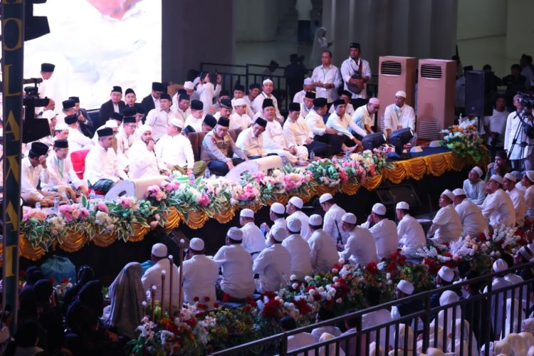 KAPOLDA KEPRI TURUT BERSOLAWAT UNTUK INDONESIA MAJU BERSAMA TOKOH NASIONAL