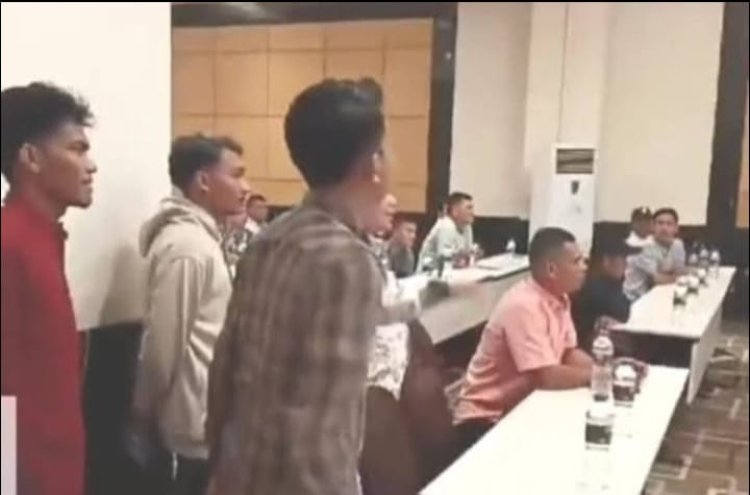 Viral Vidio Aksi Mahasiswa Bubarkan Kegiatan Bimtek Se Kab. Palas, Diduga Dana 12 M Diselewengkan