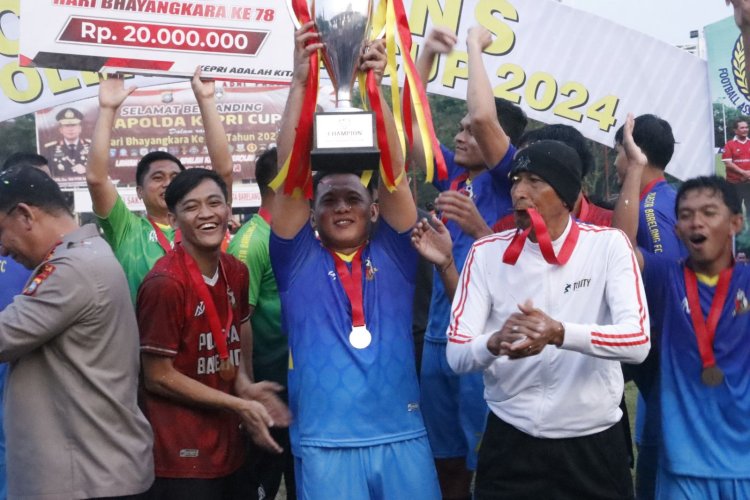 Polresta Barelang FC Raih Juara Pertama di Sepak Bola Kapolda Kepri Cup 2024