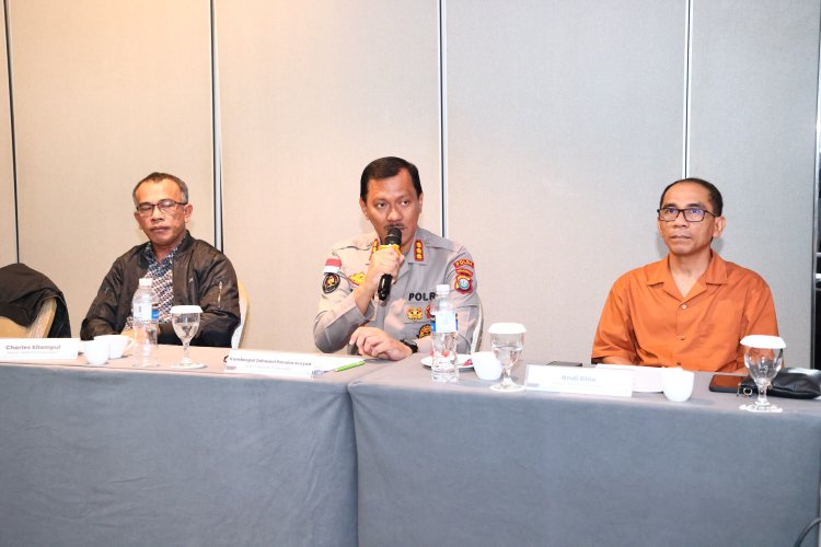 KABIDHUMAS POLDA KEPRI MENJADI NARASUMBER DI KEGIATAN _FOCUS GROUP DISCUSSION_ INDEKS KEMERDEKAAN PERS TAHUN 2024