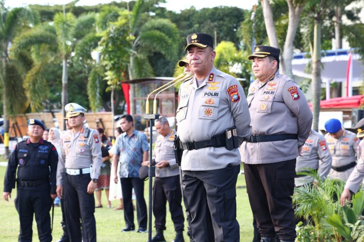 Kapolda Kepri Irjen Pol Yan Fitri Halimansyah Pimpin Upacara Kenaikan Pangkat 415 Personel