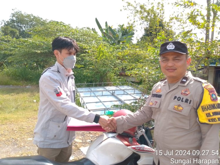 Bhabinkamtibmas Polsek Sekupang Sambangi Warga Himbau Cegah Curanmor