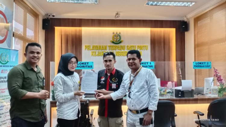 Organisasi Team LIBAS dan Forum Era Abadi WPI Laporkan Dugaan Pungli ke Kejari Batam