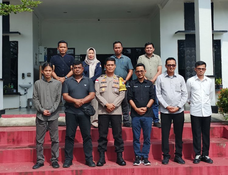 Kabagops dan Kasat Intelkam Polres Bintan Sambang dan Jalin Silaturahmi ke KPU Bintan