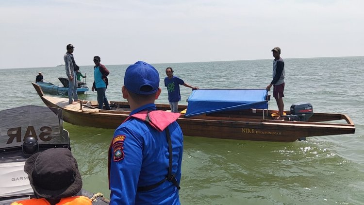 Nelayan Dilaporkan Hilang, Satpolairud Bersama Tim SAR Lakukan Pencarian