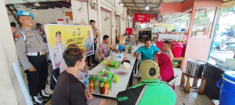 Lewat Jumat Curhat, Polsek Sekupang Tampung Aspirasi Warga Pasar Ciptapuri Kelurahan Tiban Baru