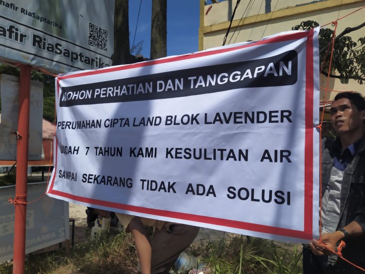 Warga Perumahan Ciptaland Lavender Tiban Keluhkan Air Bersih