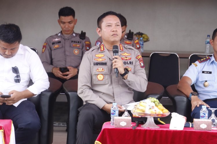 Kapolresta Barelang Kunjungan Kerja Ke Polsek Kawasan Bandara Hang Nadim dan Polsek Nongsa Sampaikan 6 Point Penting