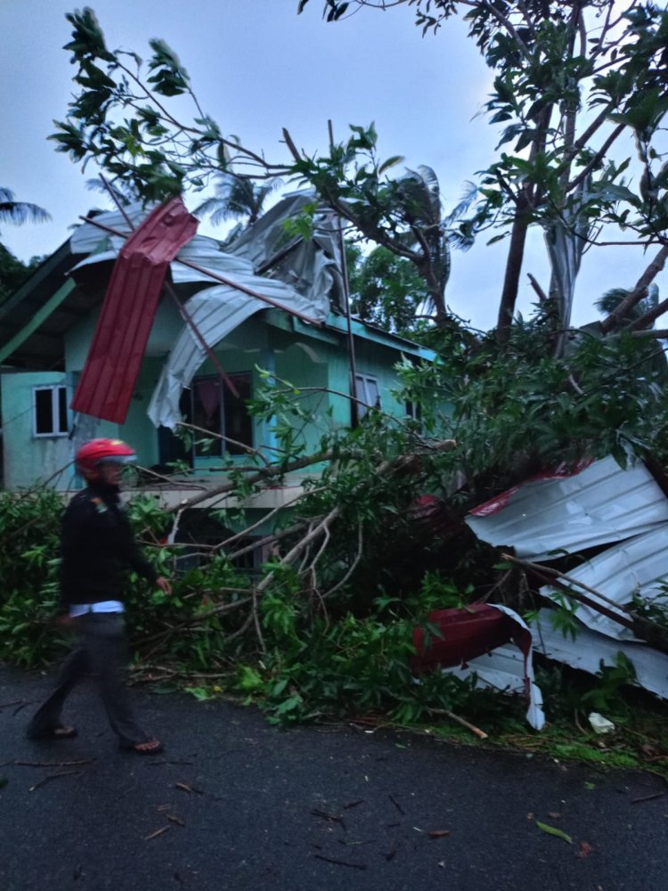 Angin Puting Beliung Terjang Bandarsyah, Dua Rumah Rusak