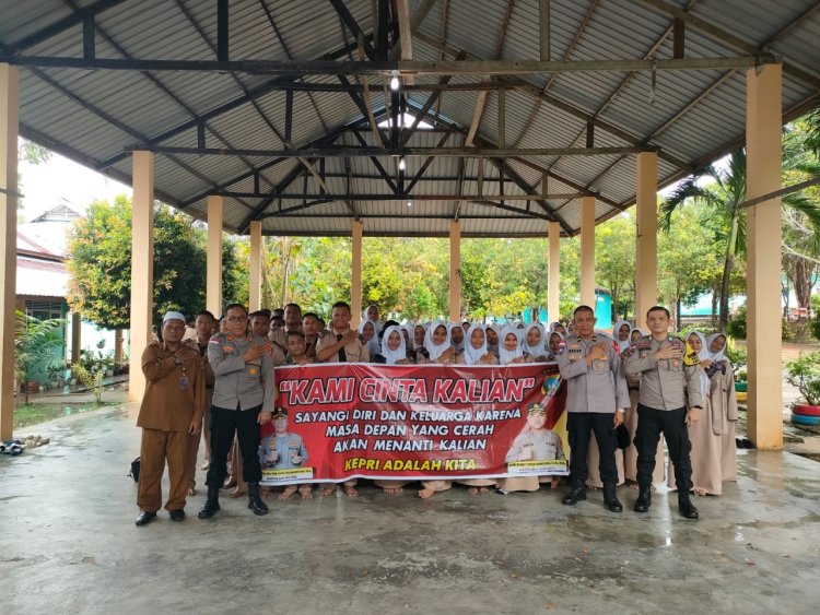 Laksanakan Pencerahan & sosialisasi Di Lingkungan Sekolah, Polsek Jajaran Polres Karimun Serentak Sampaikan Tentang Larangan Bundir