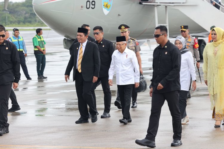 Irjen Pol Yan Fitri Halimansyah Bersama Wapres Maruf Amin Resmikan Pasar Encik Puan di Tanjungpinang