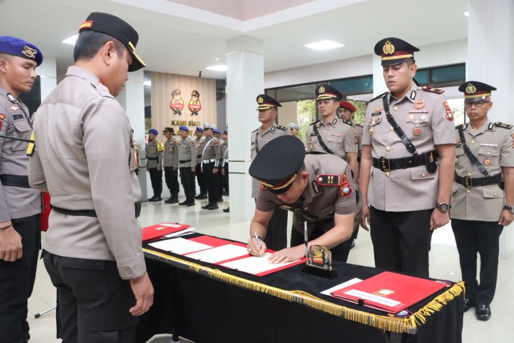 Kapolresta Barelang Pimpin Sertijab Kabagren, Kabagsdm, Kapolsek Belakang Padang, dan Pelantikan Kasat Resnarkoba