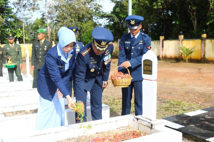 Peringati HUT ke-79, TNI Gelar Ziarah Nasional di Taman Makam Pahlawan Natuna