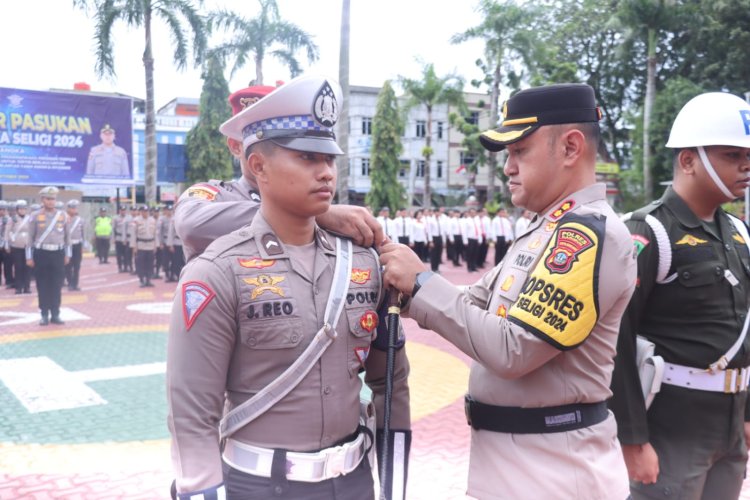 Operasi Zebra Seligi 2024, Polres Karimun Gelar Apel Pasukan