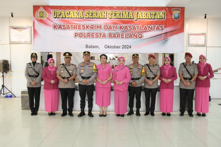 Kapolresta Barelang Pimpin Upacara Serah Terima Jabatan Kasat Reskrim dan Kasat Lantas Polresta Barelang