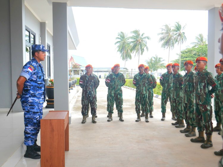 Danlanud RSA Kunjungi Denhanud 477 Kopasgat Natuna dalam Rangka HUT ke-77 Kopasgat TNI AU