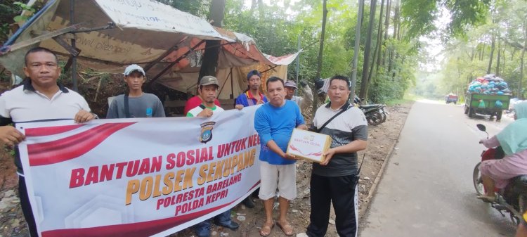 Bantuan Sosial Polsek Sekupang: Langkah Nyata untuk Masyarakat Kampung Agas