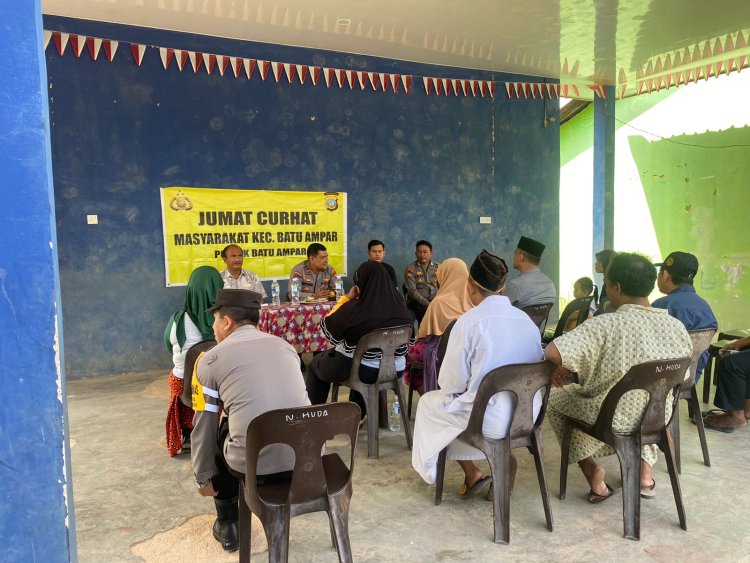 Jumat curhat Polsek batu ampar Polresta Barelang bersama Warga di RT 04 RW 07 kel.tanjung Sengkuang