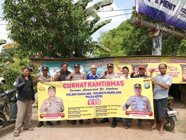 Polsek Sagulung Gelar Jumat Curhat Kamtibmas di Kompleks Sagulung Mall, Kota Batam