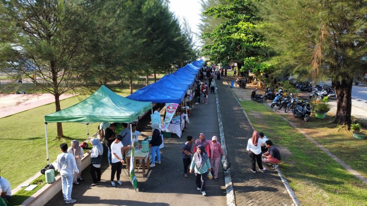 Warga Natuna Serbu Pasar Minggu Ria Lanud Raden Sadjad untuk Rekreasi dan Berbelanja