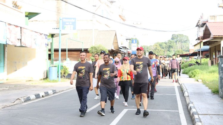 Jalan Santai Polres Lingga Bersama Masyarakat Lingga