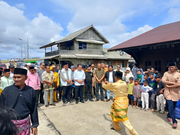 IPTU Henry Gunawan Pimpin Pengamanan Tahapan Kampanye Pilkada 2024 di Kec. Singkep Barat.