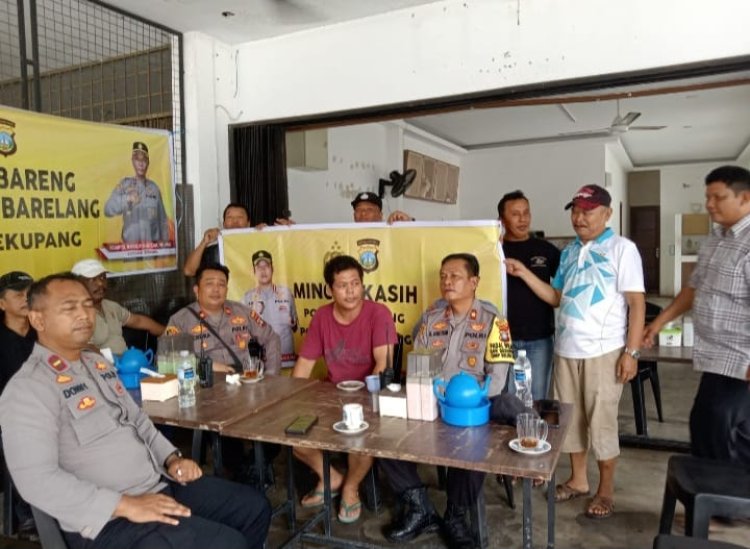 Kapolsek Sekupang Pimpin Langsung Program Minggu Kasih di Tiban Koperasi